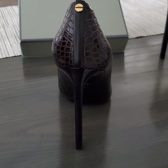 Tom Ford Brown Croc Embossed Pump (new!) - Picture 3 of 4